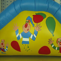 Small inflatable obstacle climbing slideGE137