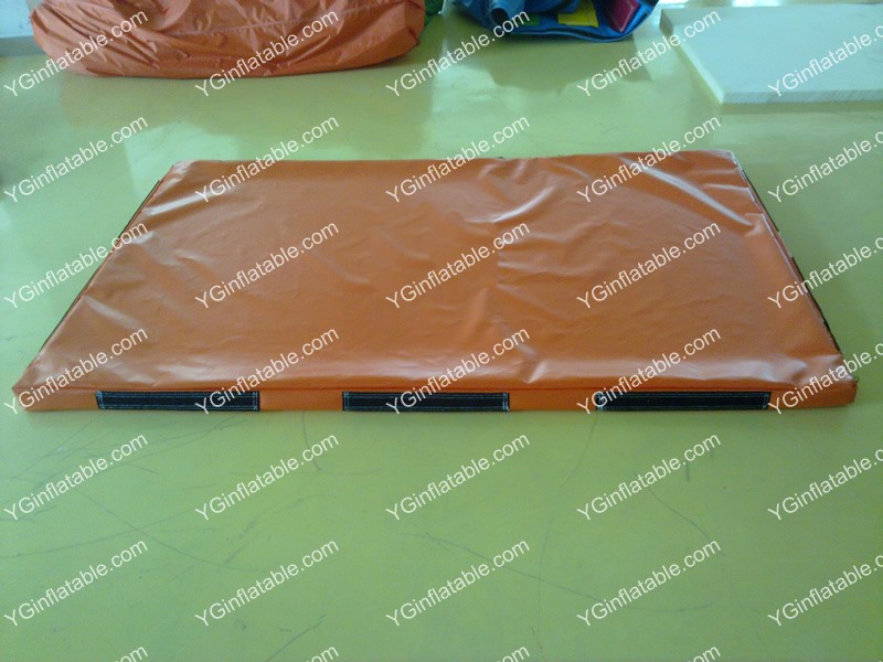 Inflatable mattressGK043