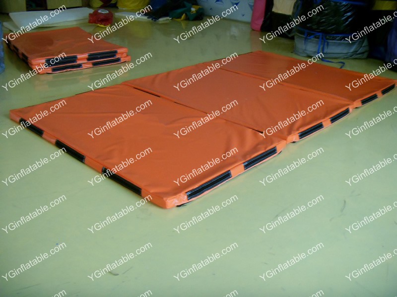 Inflatable mattressGK043