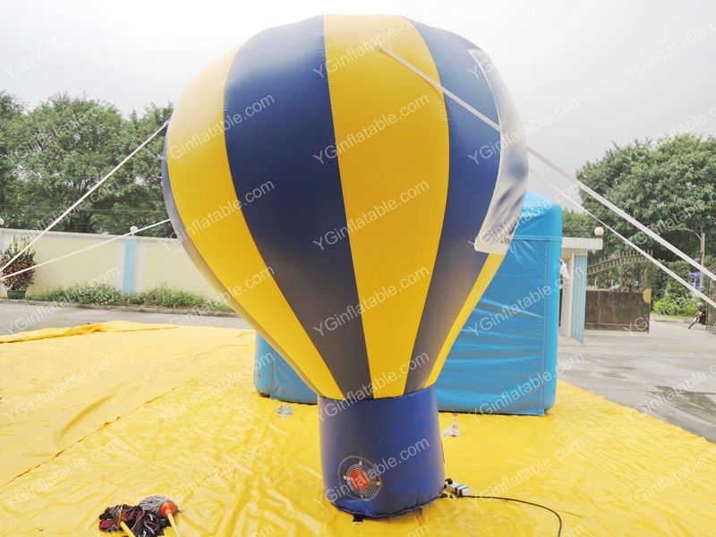 Yellow and Blue landing ballGC144