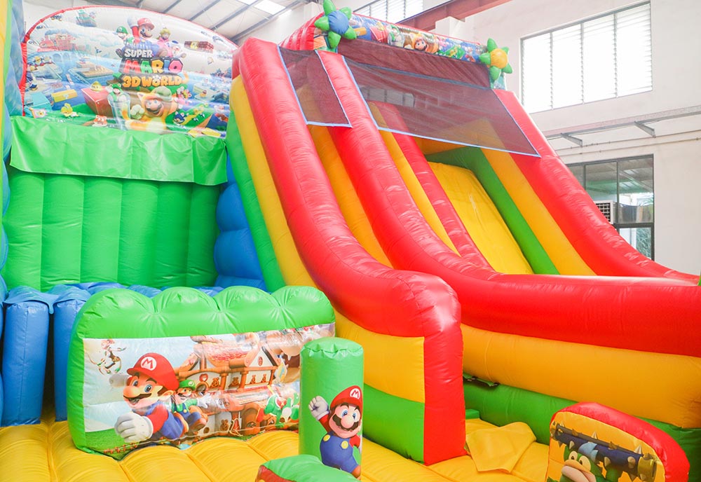 Super Mario Inflatable PlaygroundGI012