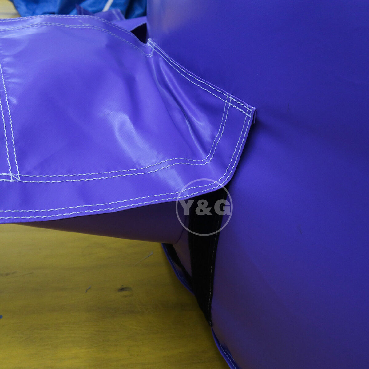 Inflatable wet tire finishGO066