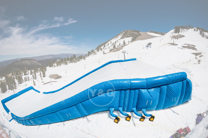 Outdoor Inflatable Landing Airbag Ramp