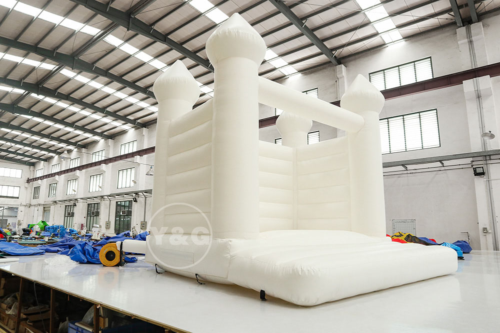 Inflatable White wedding bounce houseYG-138
