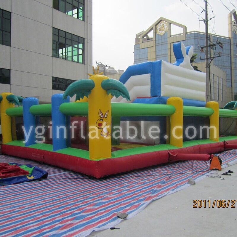 Giraffe Jumpin Bounce House ParkGF092