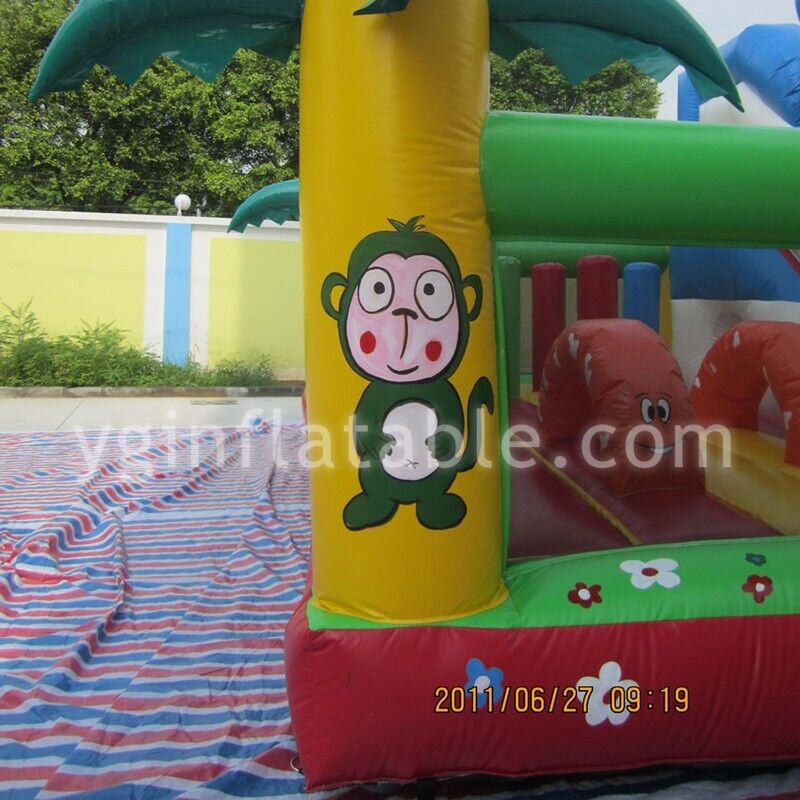 Giraffe Jumpin Bounce House ParkGF092