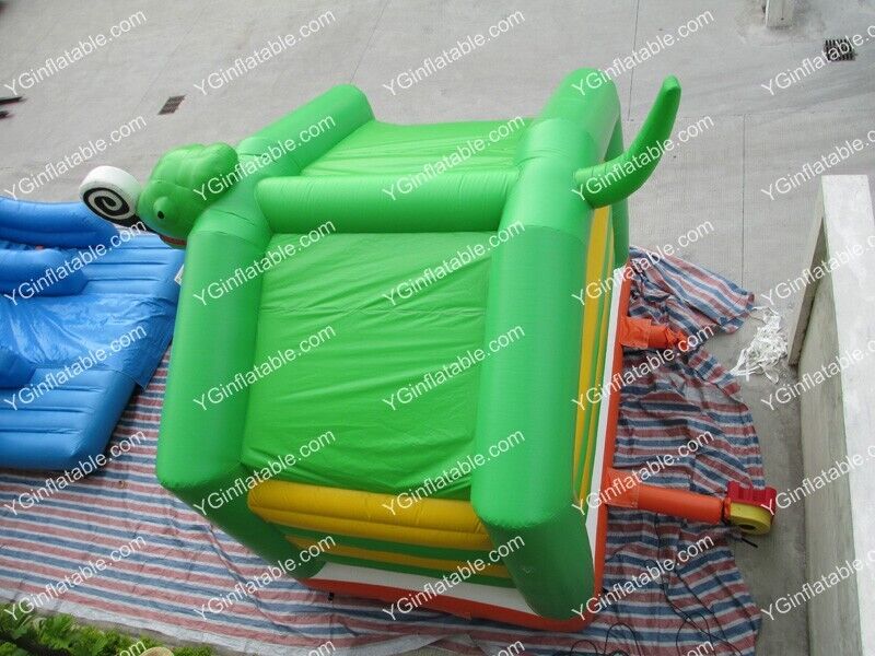 Lizard inflatable BouncerGB512