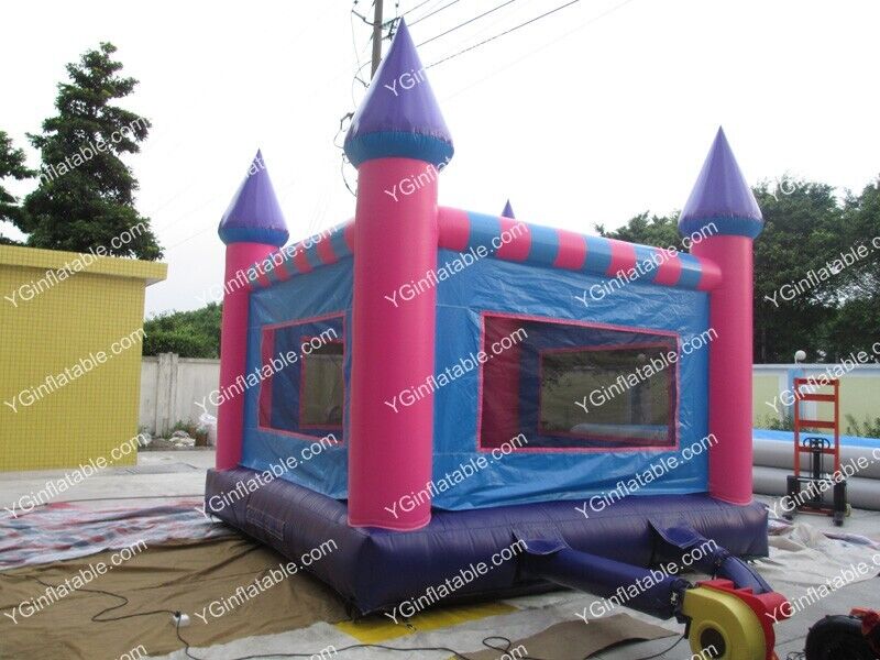 inflatable Bouncy Castle With SlideGL170