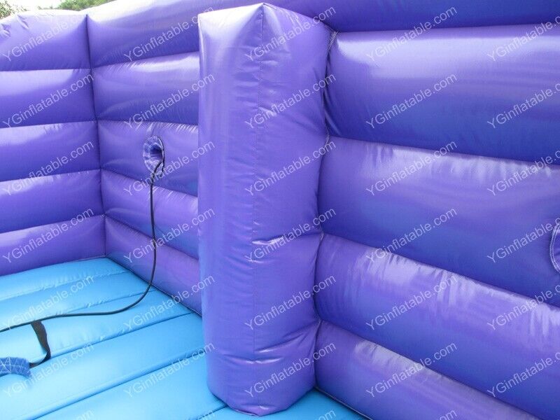 inflatable Health Warning runwayGH067b