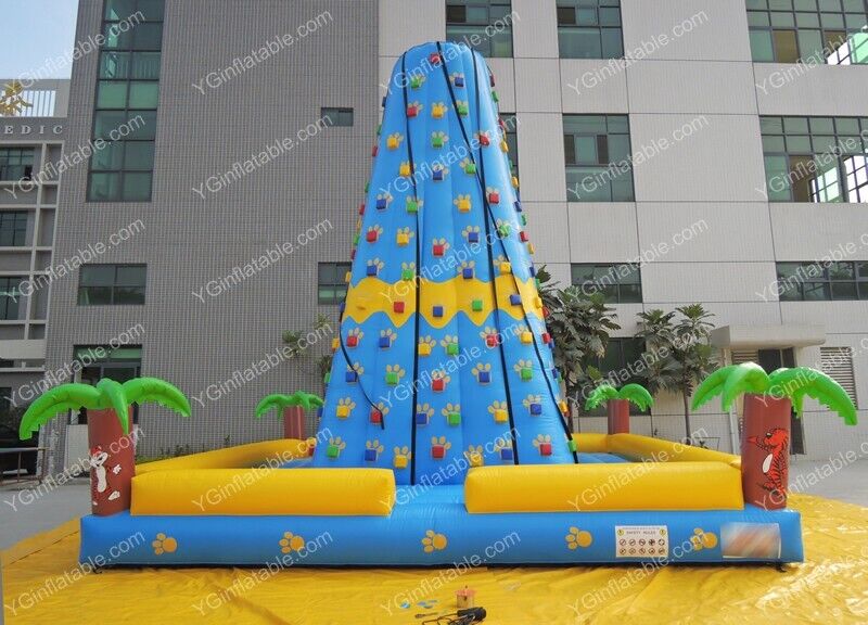 Inflatable rock climbingGH062b